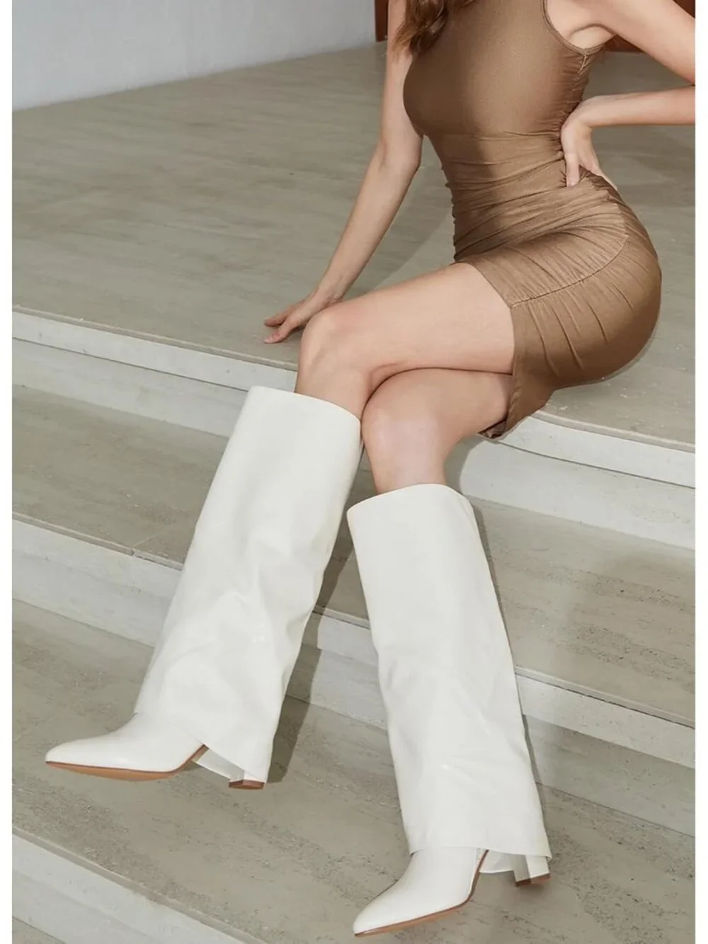 Women's White Pu Pointed Toe Chunky Heel Faux Leather Over The Knee Boots